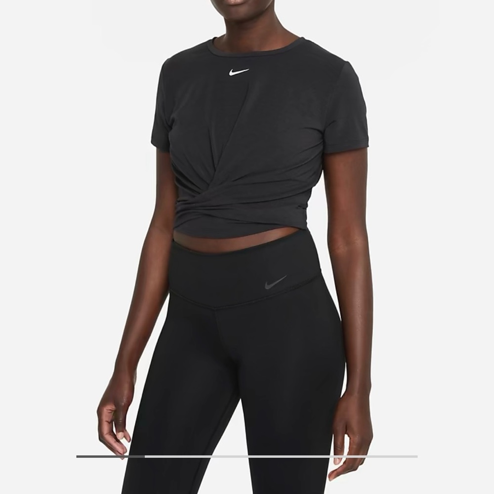 Nike Dri-Fit cropped top black size M
